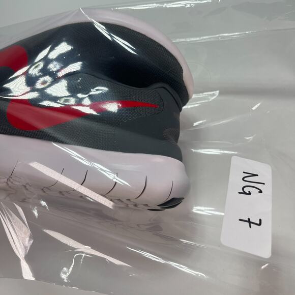 Nike Free Run 2017 Dark Grey Red Swoosh Running Shoes AA1156-991 Women's Size 9 - Picture 10 of 10